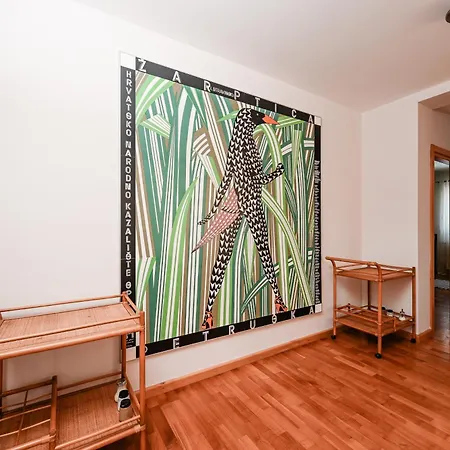 Couette-café Mirela 4*