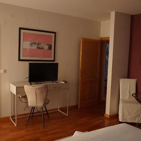 Bed & Breakfast Mirela 4*