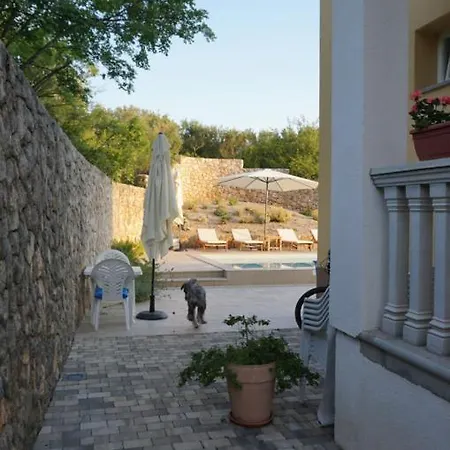 Bed & Breakfast Mirela 4*