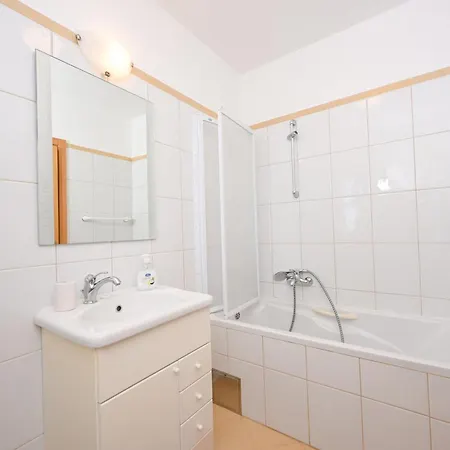 Mirela Nocleg ze śniadaniem Vrbnik (Primorje-Gorski Kotar)