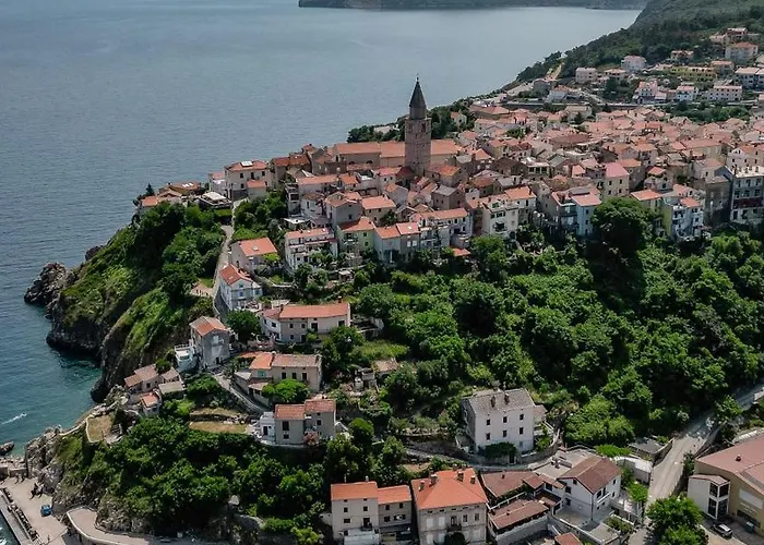 Mirela 4* Vrbnik (Primorje-Gorski Kotar)